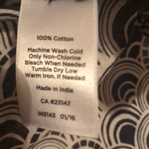 Talbots Small Petite Tunic with Lace Inset Placket - Picture 4 of 4